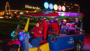 Lucky Tuk Tuk holiday lights sites tour San Francisco