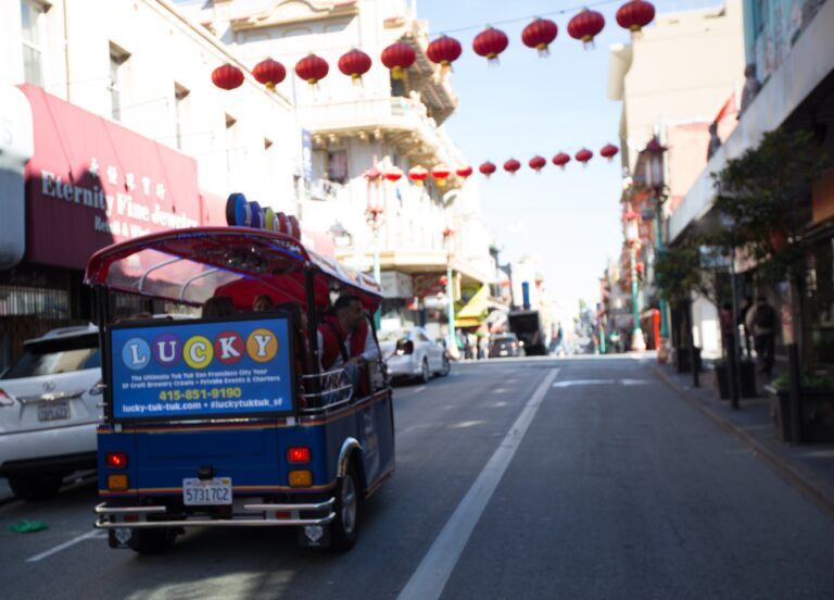 Lucky Tuk Tuk Tuk small private group Sightseeing Tours in San Francisco
