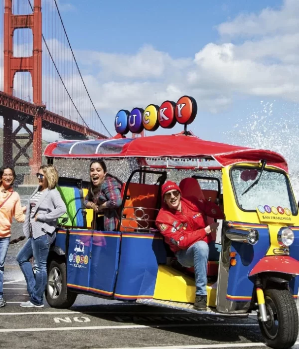 Lucky Tuk Tuk Sightseeing Tours at the Golden Gate Bridge in San Francisco